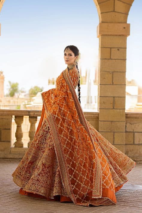 Sunstone Empress: A Bridal Descent into Amber Dreams